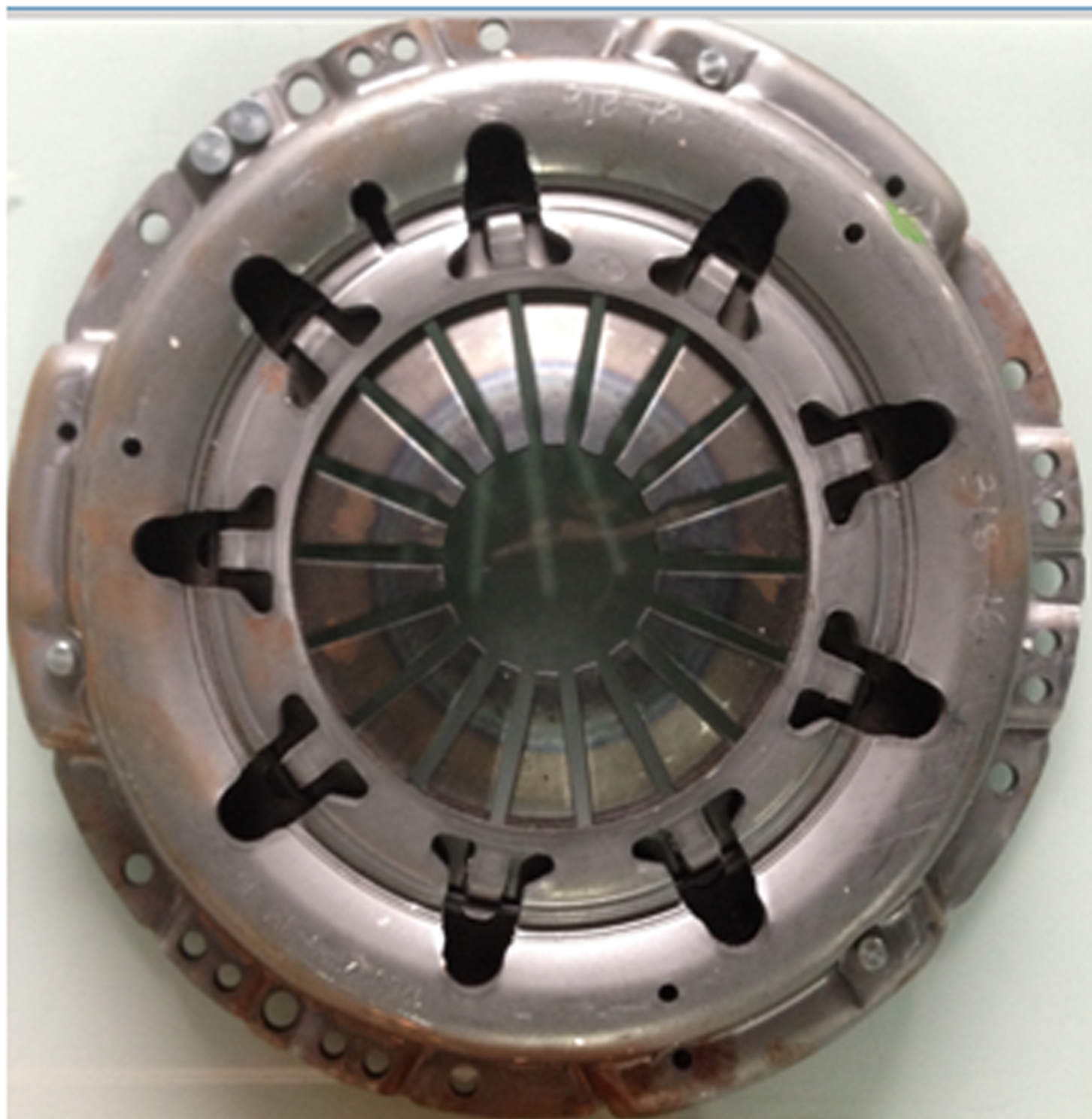 Clutch pressure plate